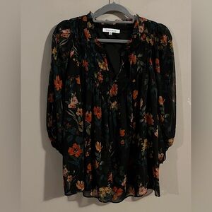 $6❤️Bundled Rose & Olive Floral Blouse